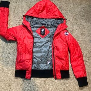 Canada Goose Dore Hoodie Down Authentic Red Bomber Jacket/Coat with Gray Lining